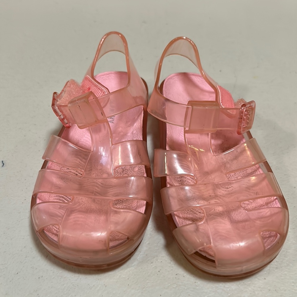 Used toddler girl Old Navy pink jelly sandals
